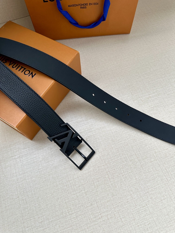 激安ルイヴィトンベルト内部構造